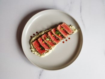 Стейк из тунца